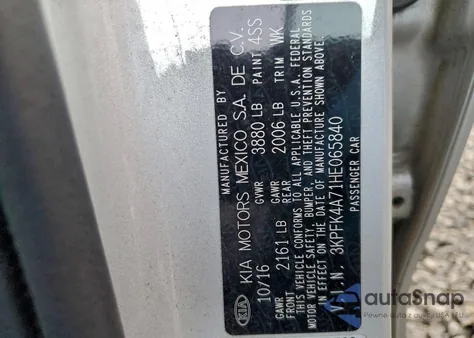 2017 Kia Forte Lx z USA, uszkodzony, nr VIN 3KPFK4A71HE065840